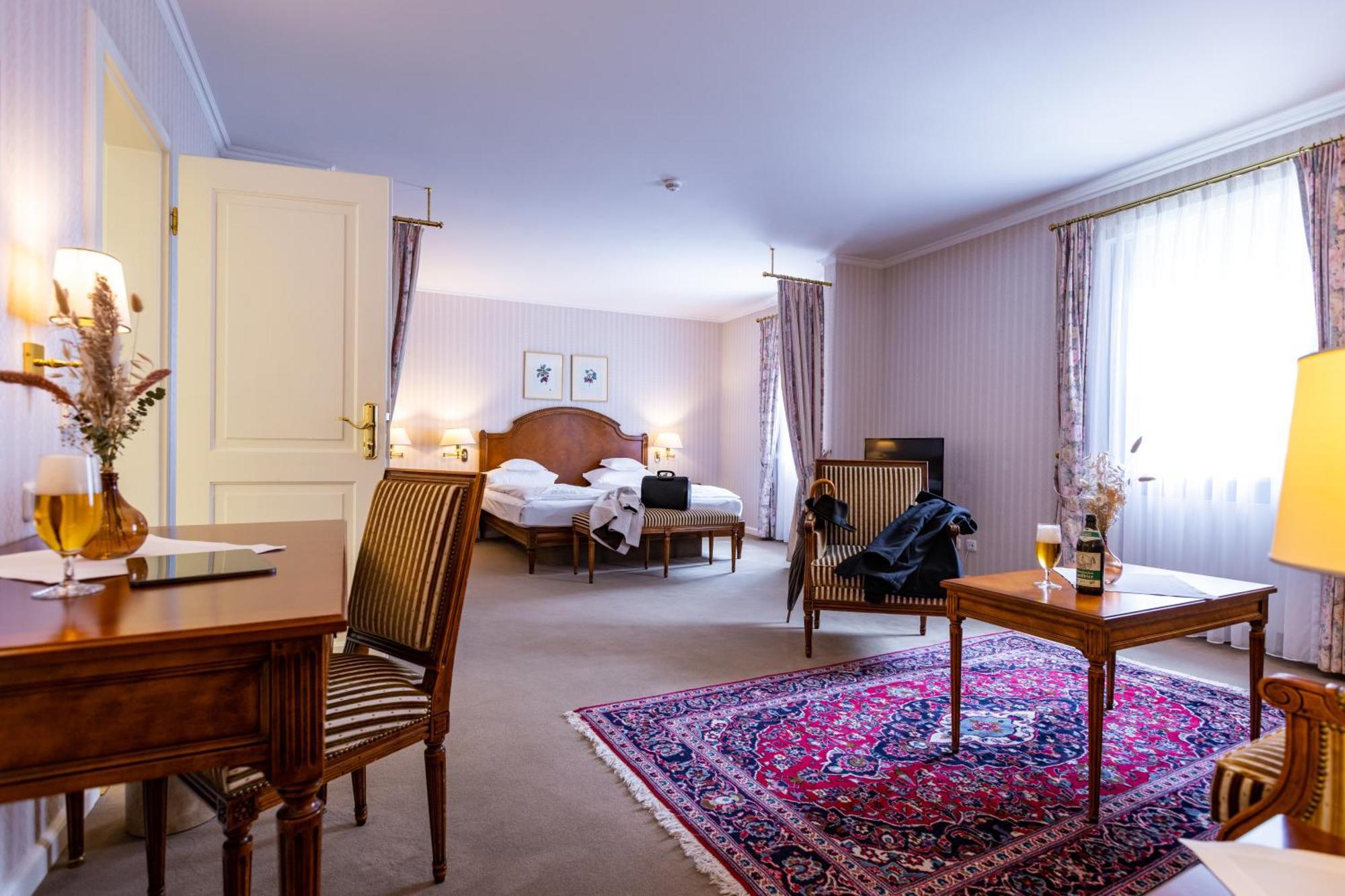 Romantik Hotel Zehntkeller イプホーフェン エクステリア 写真