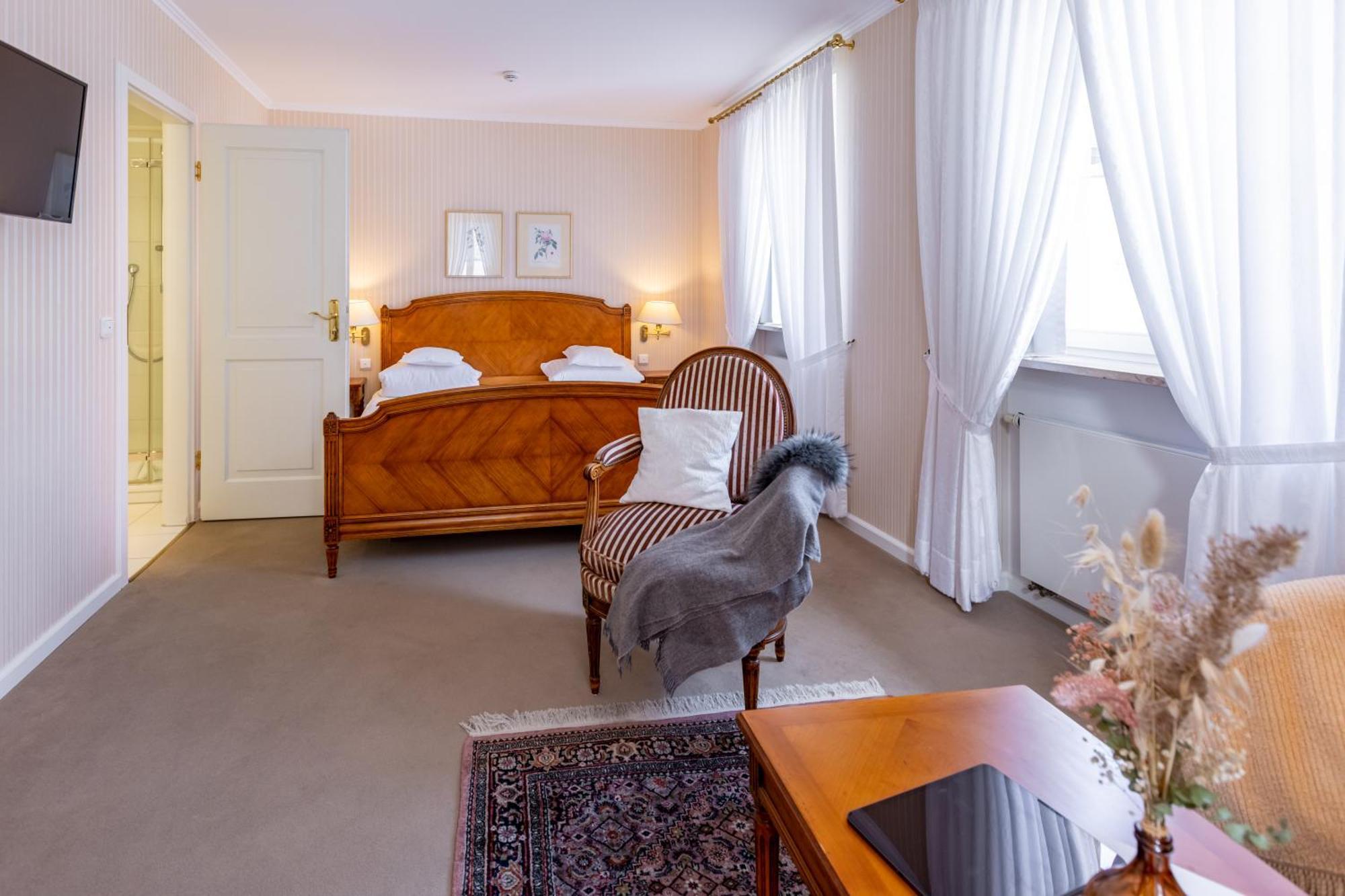 Romantik Hotel Zehntkeller イプホーフェン エクステリア 写真